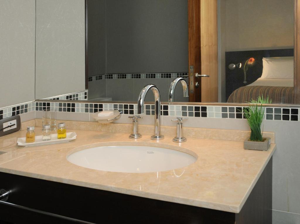 Del Bono Suites Art Hotel Сан Хуан Стая снимка