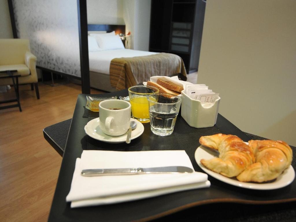 Del Bono Suites Art Hotel Сан Хуан Стая снимка